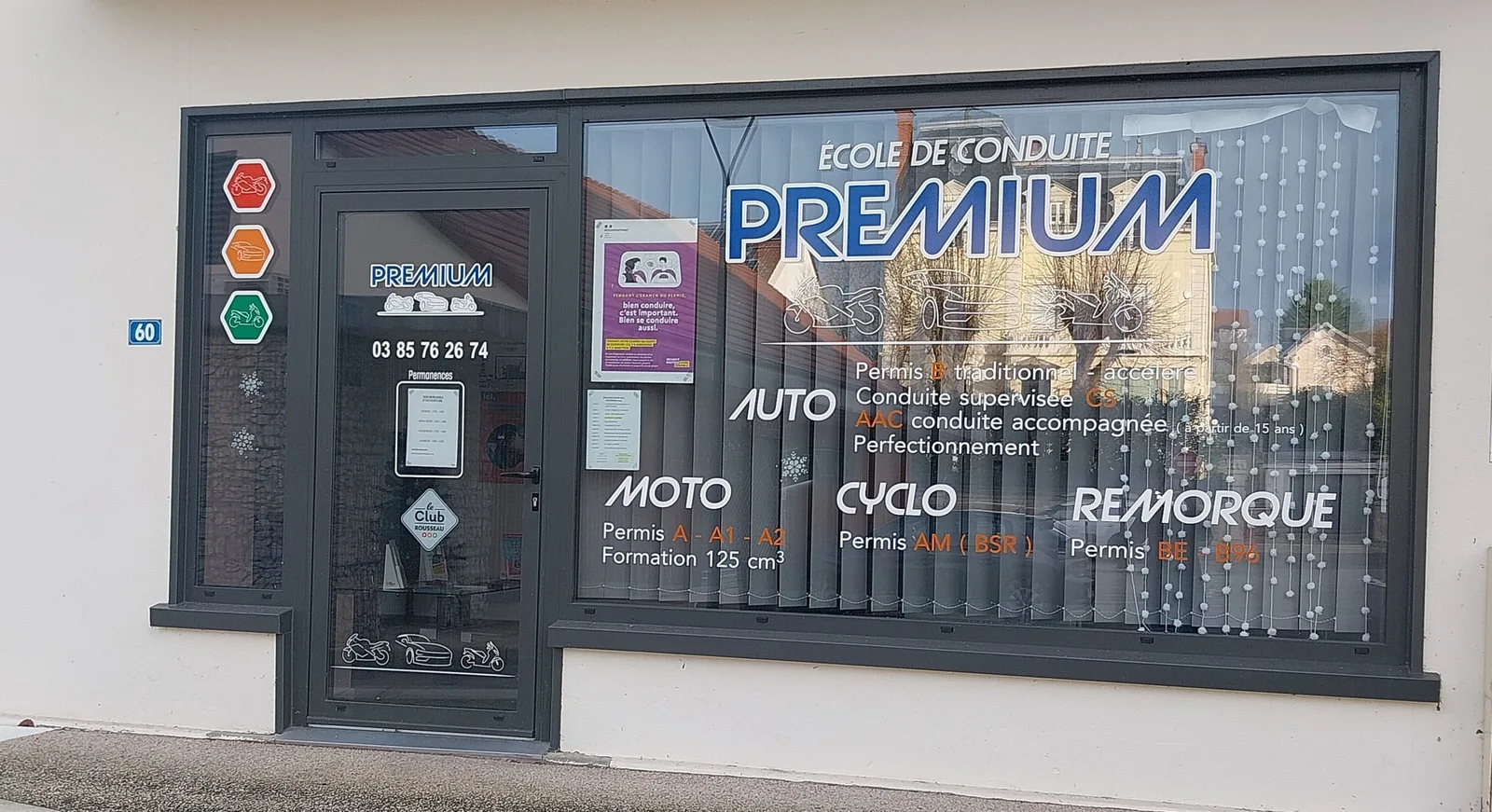 Façade de l'auto-école Premium IS à Branges